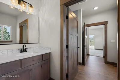 Property 26-9812 - Photo 25