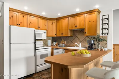 Property 26-9985 - Photo 7