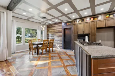 Property 26-8297 - Photo 11