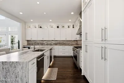 Property 26-6872 - Photo 13