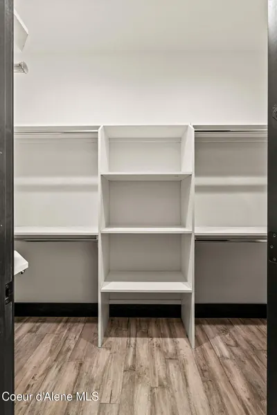 Property 26-10459 - Photo 17