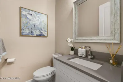 Property 26-9872 - Photo 13