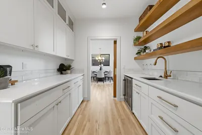 Property 26-10413 - Photo 22