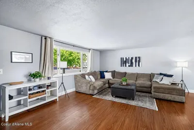 Property 26-9675 - Photo 5