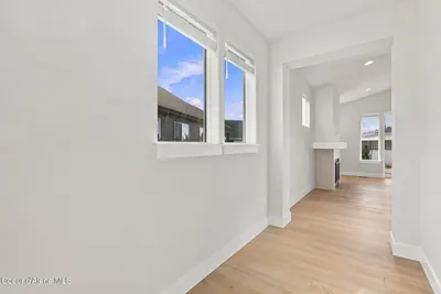 Property 26-10539 - Photo 5
