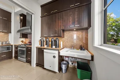 Property 26-1649 - Photo 56
