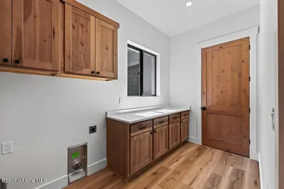 Property 26-9932 - Photo 70