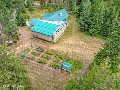 Property 26-6483 - Photo 82