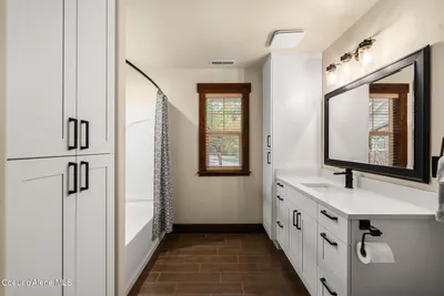 Property 26-10612 - Photo 76