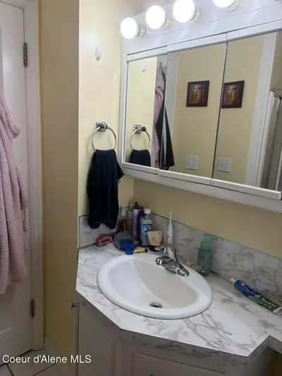 Property 26-10094 - Photo 14