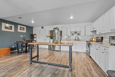 Property 26-10325 - Photo 25