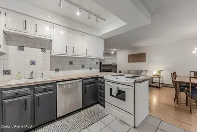 Property 26-6962 - Photo 5