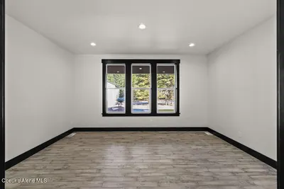 Property 26-10459 - Photo 11