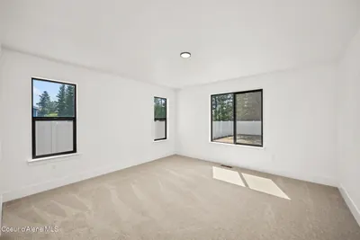 Property 26-10221 - Photo 22