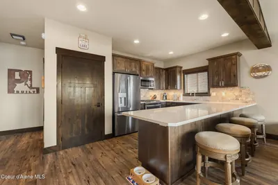 Property 26-7905 - Photo 9