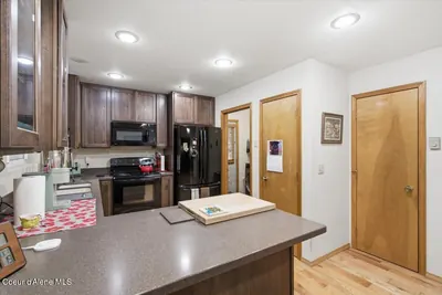 Property 26-10392 - Photo 16