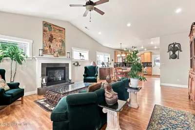 Property 26-8720 - Photo 3