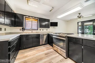Property 26-9532 - Photo 34