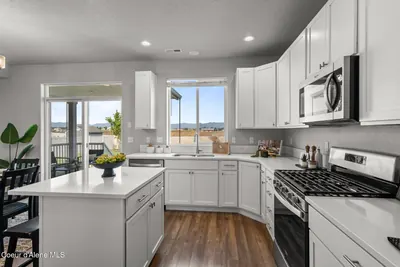 Property 26-8096 - Photo 5