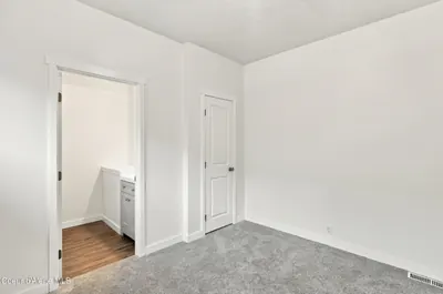Property 26-10621 - Photo 11