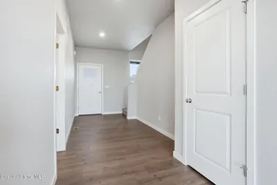 Property 26-7212 - Photo 5