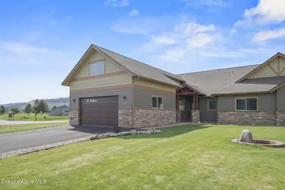 Property 26-9425 - Photo 1