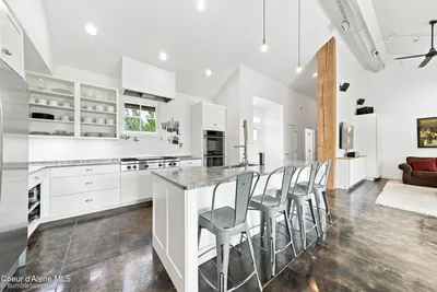 Property 26-8310 - Photo 8