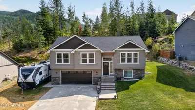Property 26-8439 - Photo 2