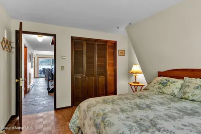 Property 26-1569 - Photo 37