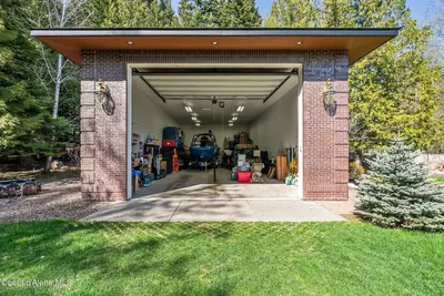 Property 26-1740 - Photo 74