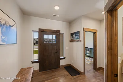 Property 26-9898 - Photo 2