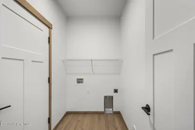 Property 26-8647 - Photo 11