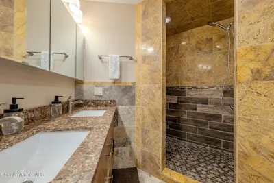 Property 26-7970 - Photo 36