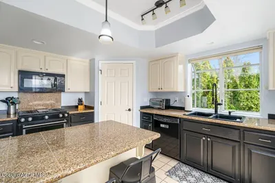Property 26-7640 - Photo 34