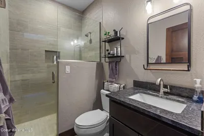 Property 26-10090 - Photo 57