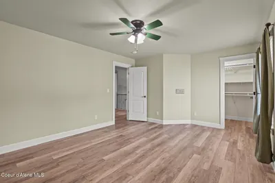 Property 26-9605 - Photo 27