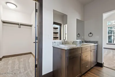 Property 26-6742 - Photo 14