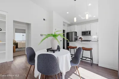 Property 26-8633 - Photo 3
