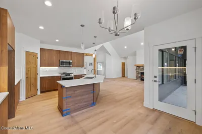 Property 26-10563 - Photo 11