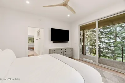 Property 26-7790 - Photo 50