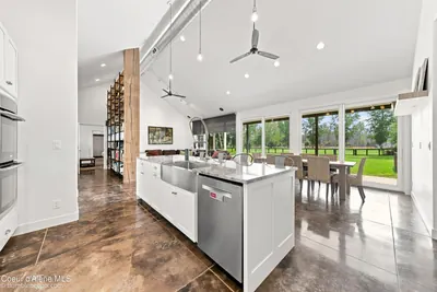 Property 26-8310 - Photo 11