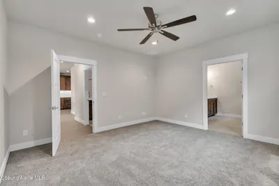 Property 26-8279 - Photo 17