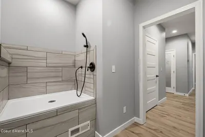 Property 26-4137 - Photo 5