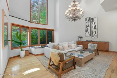 Property 26-8308 - Photo 27