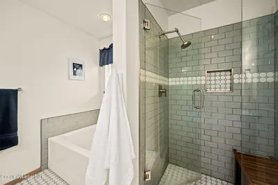 Property 26-7817 - Photo 29