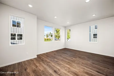 Property 26-10118 - Photo 15