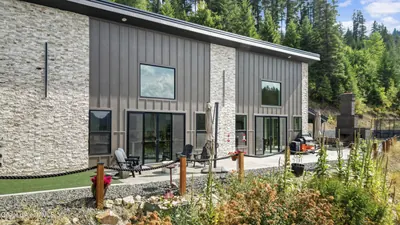 Property 26-8980 - Photo 74