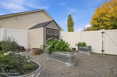 Property 26-10060 - Photo 18