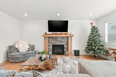 Property 26-10403 - Photo 13