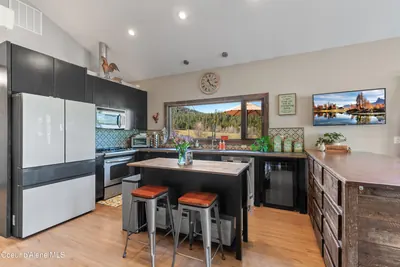 Property 26-9343 - Photo 3